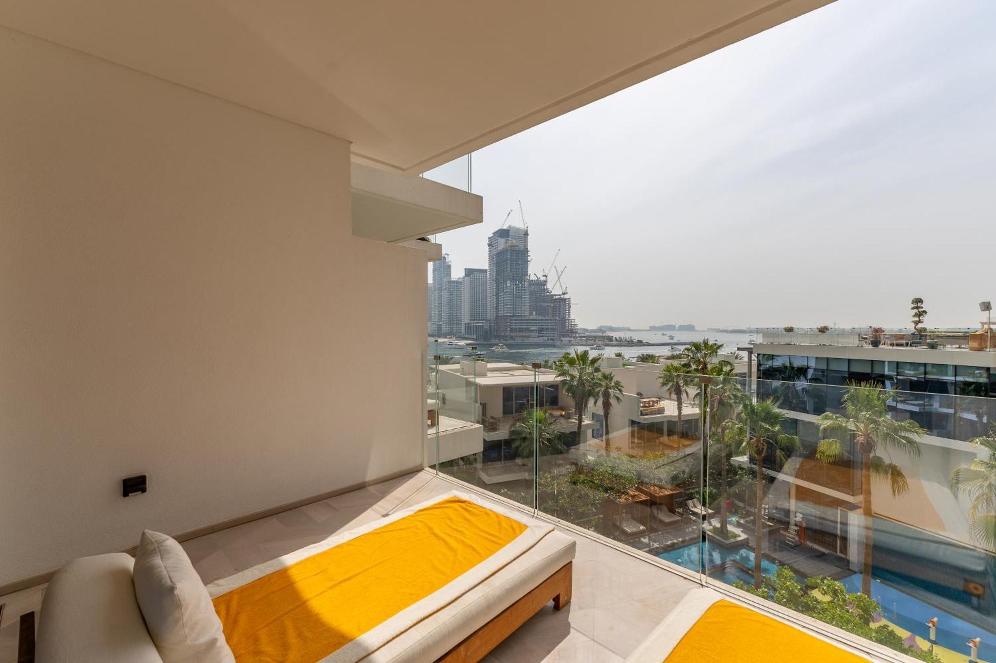 Five Palm Jumeirah Residences - Mint Stay Dubai Exterior photo